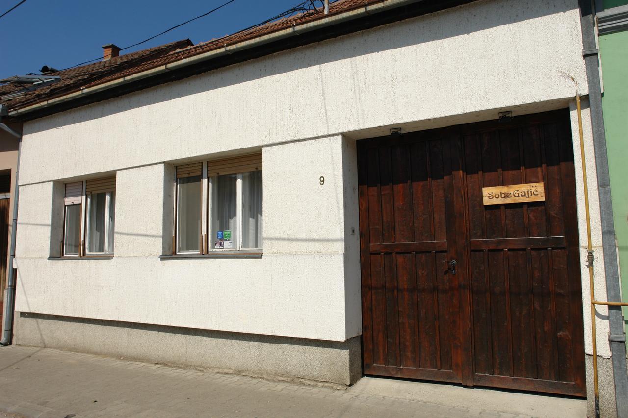 Sobe Gajic Sremski Karlovci Exterior foto