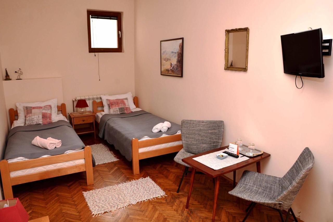 Sobe Gajic Sremski Karlovci Exterior foto